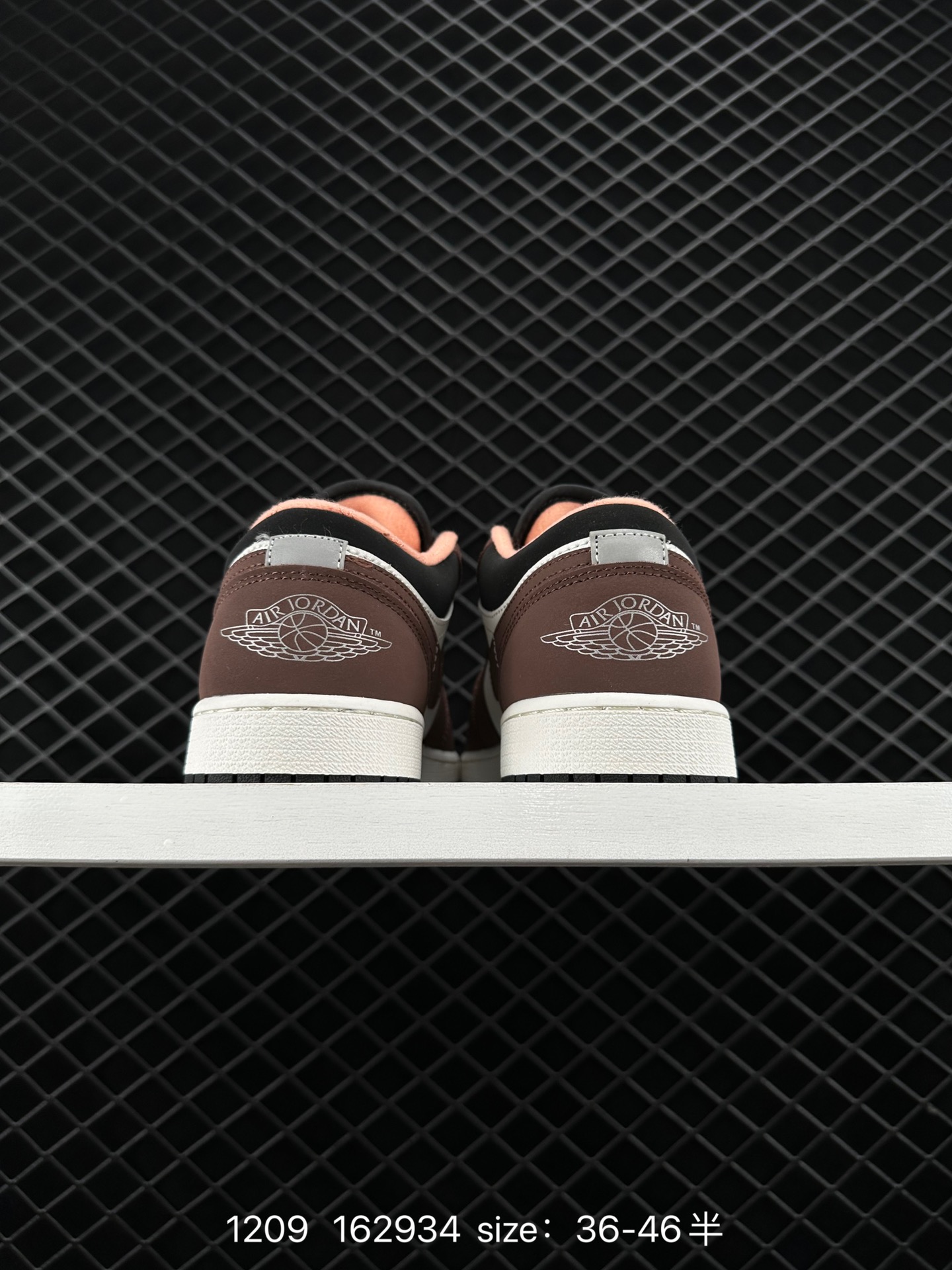 Nike Wmns Air Jordan 1 Low SE GS